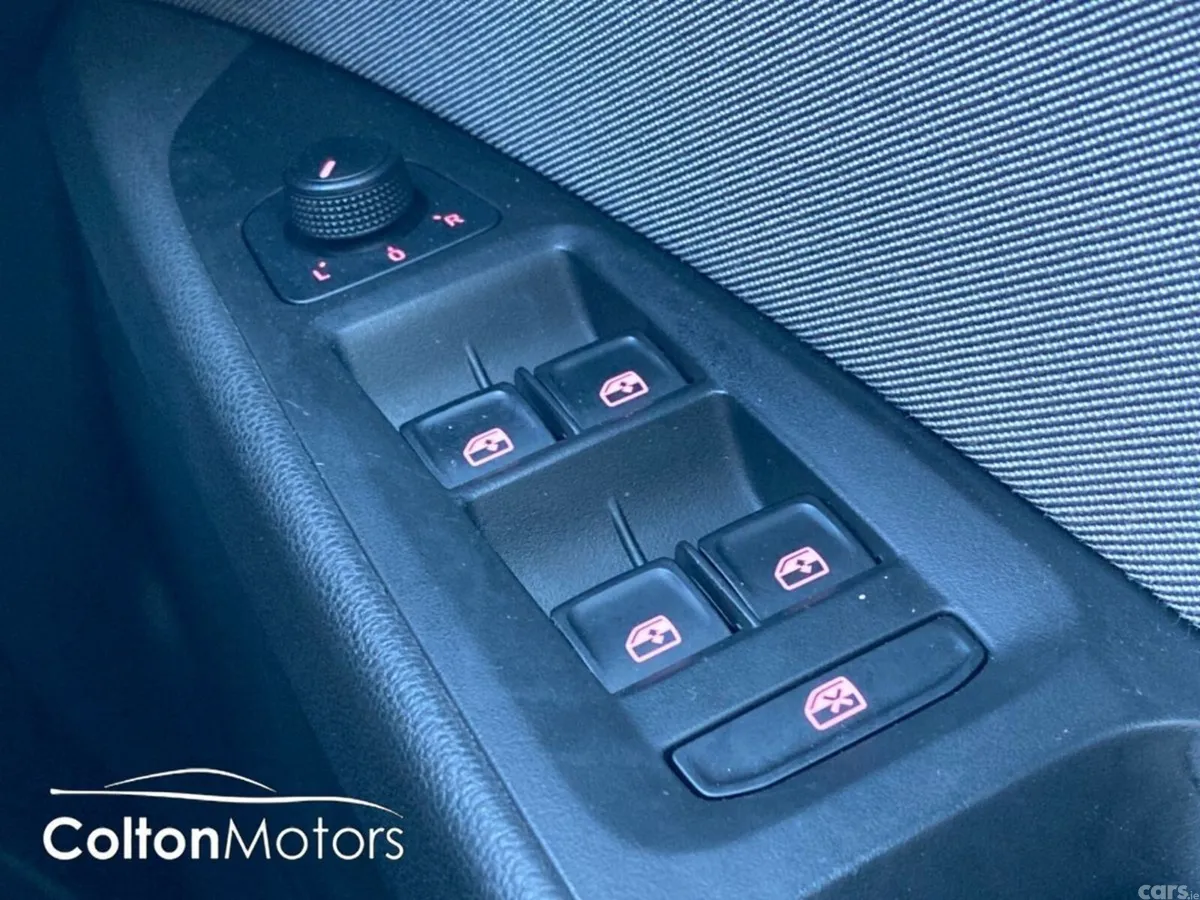 SEAT Leon Estate, Diesel, 2020, Grey
