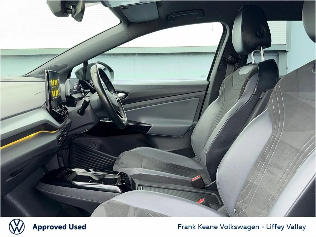 Volkswagen ID.4 SUV, Electric, 2022, Grey