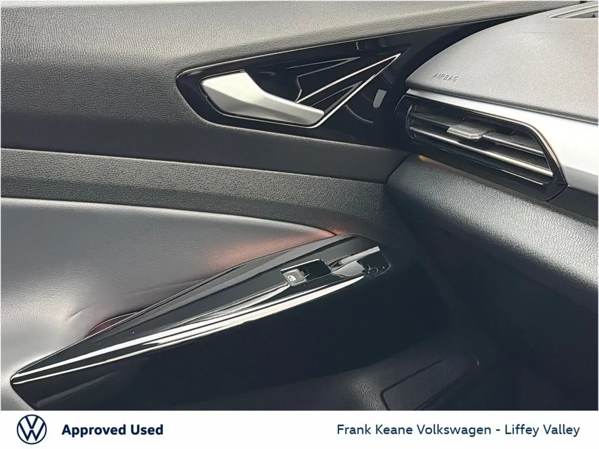 Volkswagen ID.4 SUV, Electric, 2022, Grey