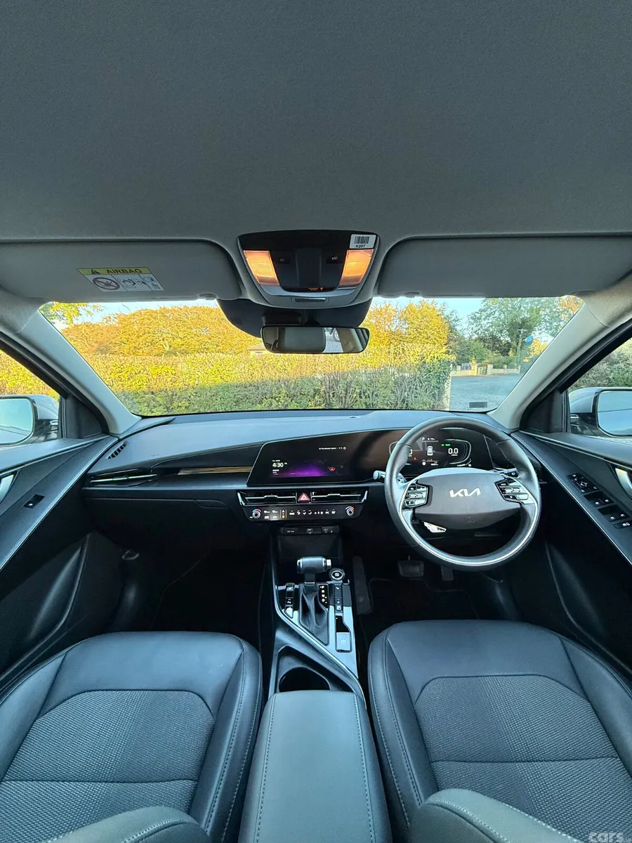 Kia Niro SUV, Petrol Hybrid, 2024, Grey