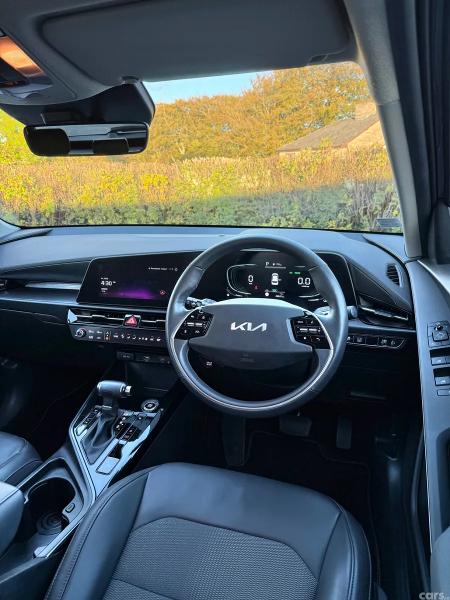 Kia Niro SUV, Petrol Hybrid, 2024, Grey