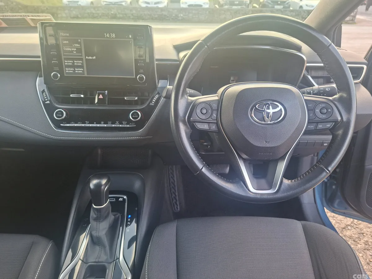 Toyota Corolla Hatchback, Petrol Hybrid, 2022, Blue