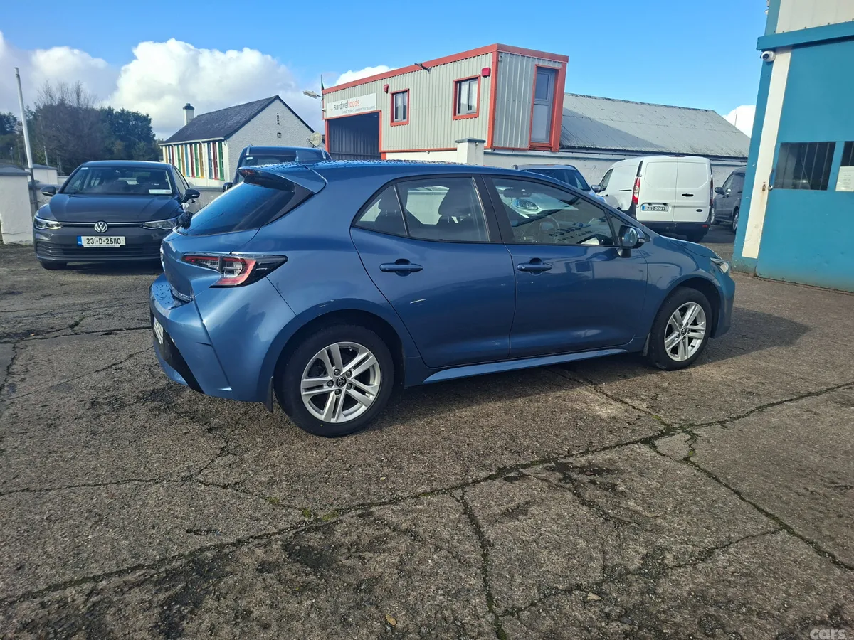 Toyota Corolla Hatchback, Petrol Hybrid, 2022, Blue