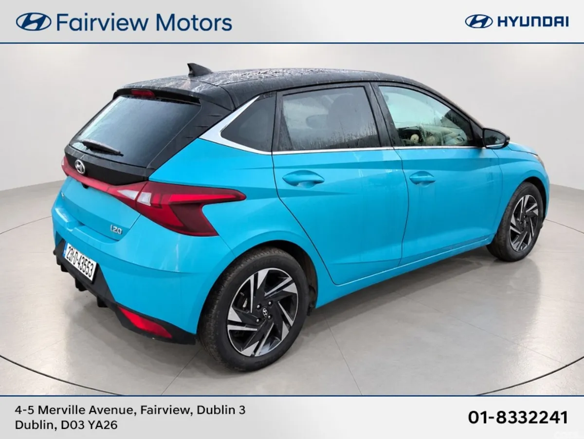 Hyundai i20 Hatchback, Petrol, 2023, Blue