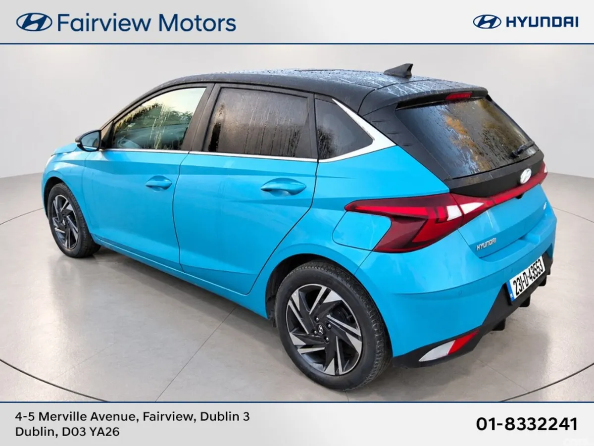 Hyundai i20 Hatchback, Petrol, 2023, Blue