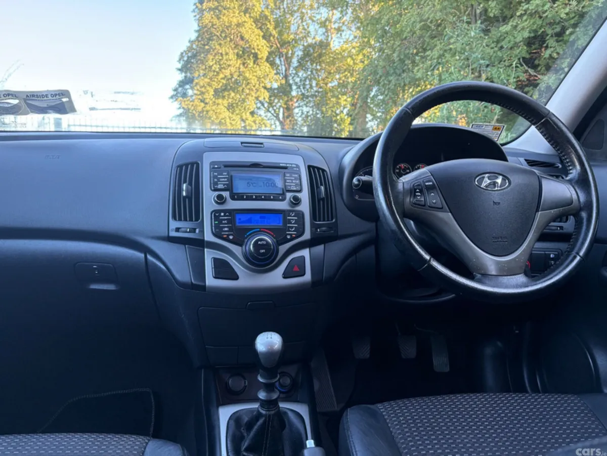 Hyundai i30 Hatchback, Diesel, 2010, White