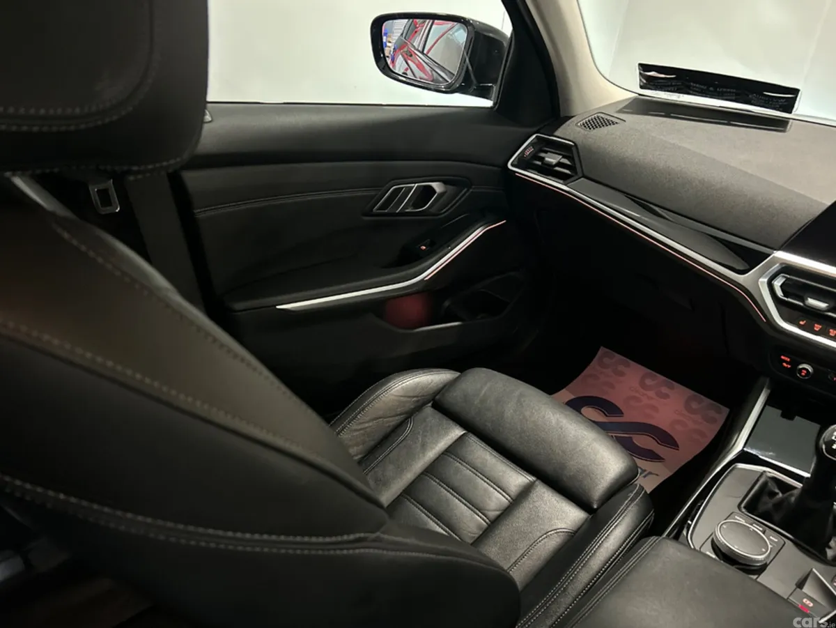 BMW 3-Series Saloon, Diesel, 2021, Black