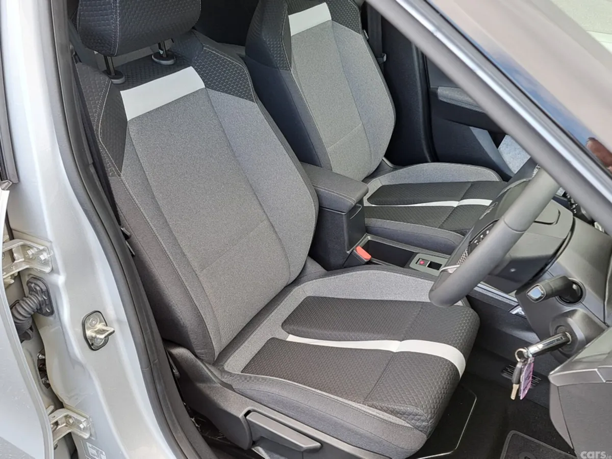 Opel Frontera Hatchback, Electric, 2025, Silver