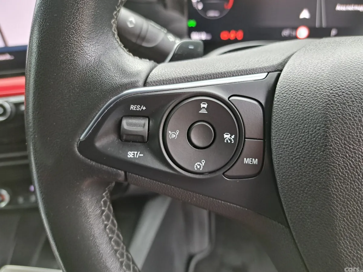 Opel Mokka SUV, Petrol, 2021, White