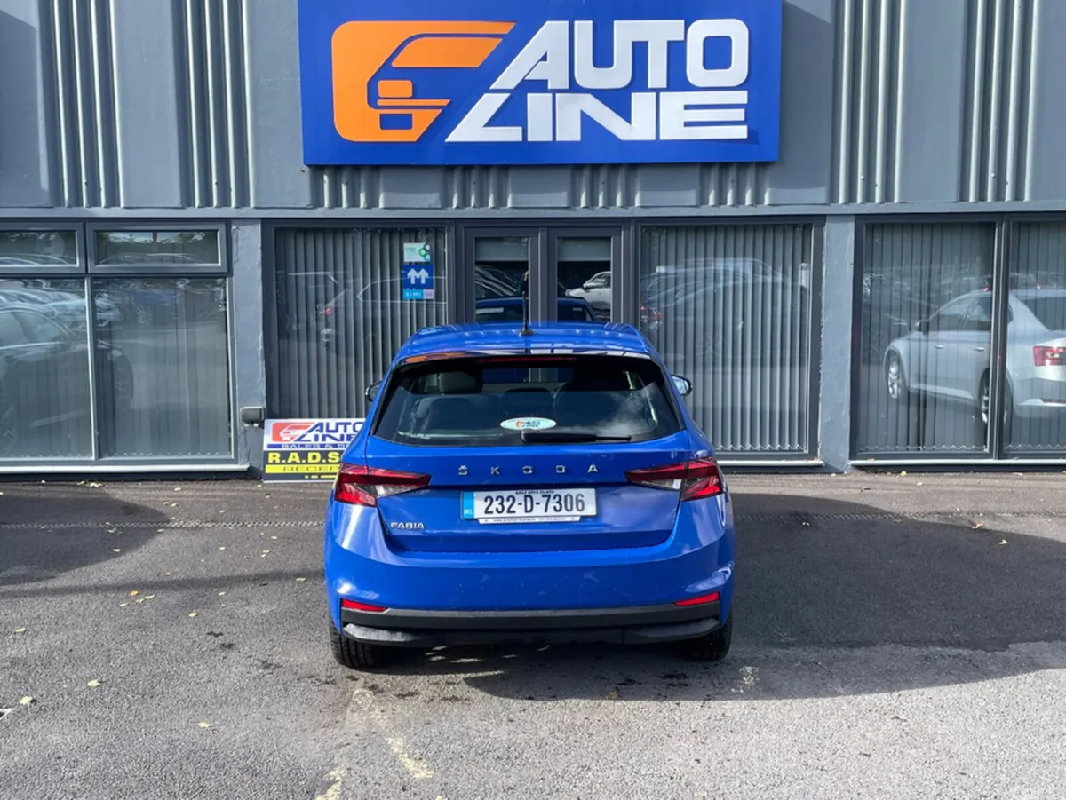 Skoda Fabia Hatchback, Petrol, 2023, Blue