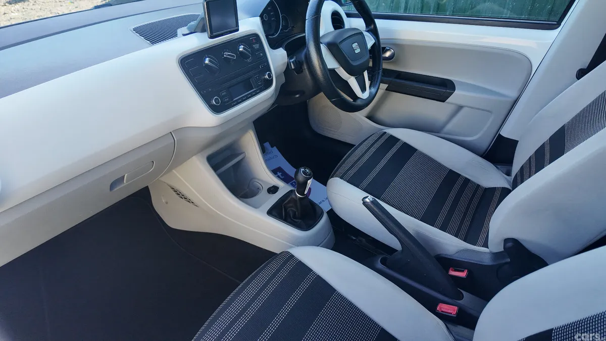 SEAT Mii Hatchback, Petrol, 2013, White