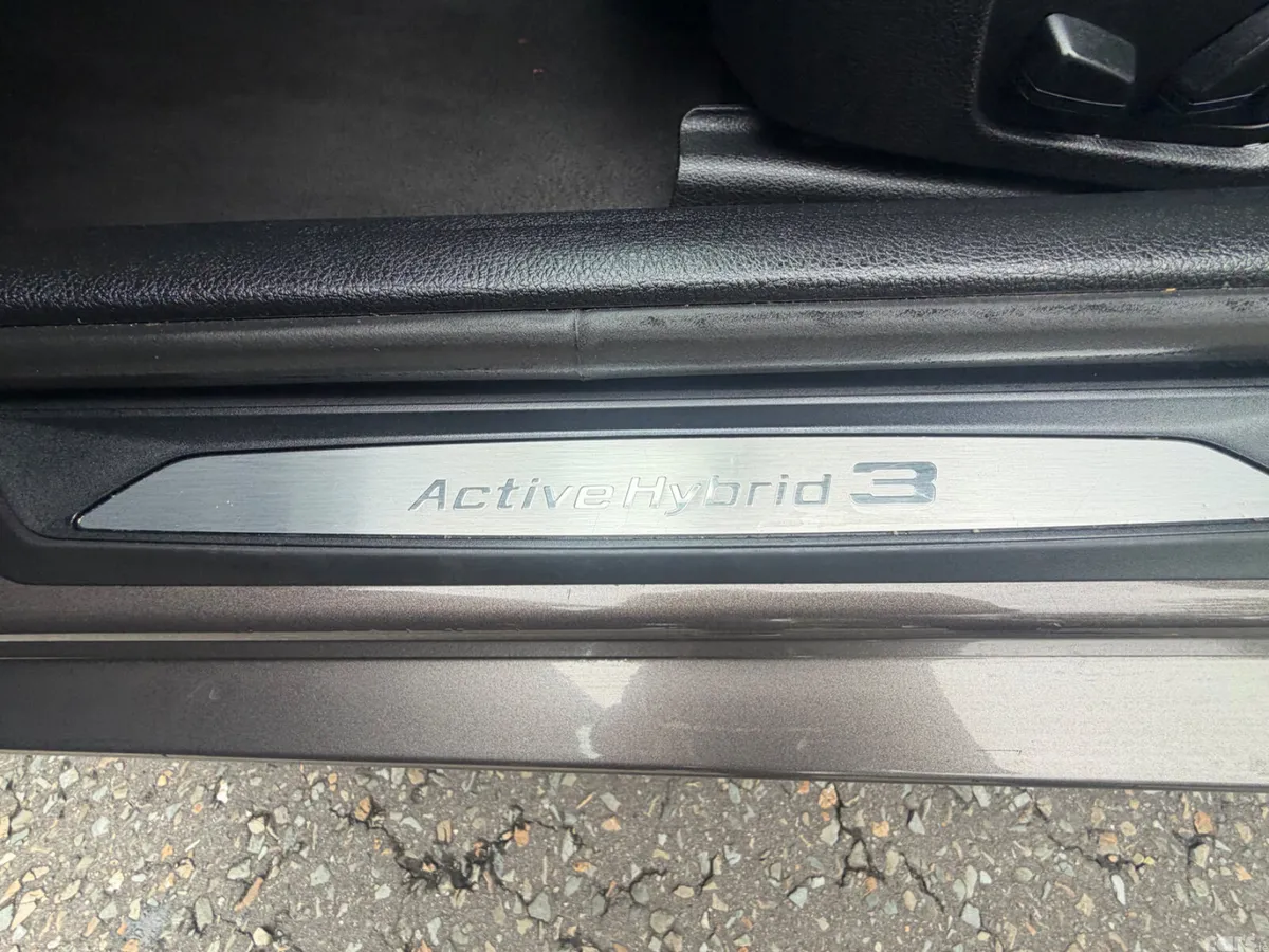BMW 3-Series Saloon, Petrol Hybrid, 2014, Brown
