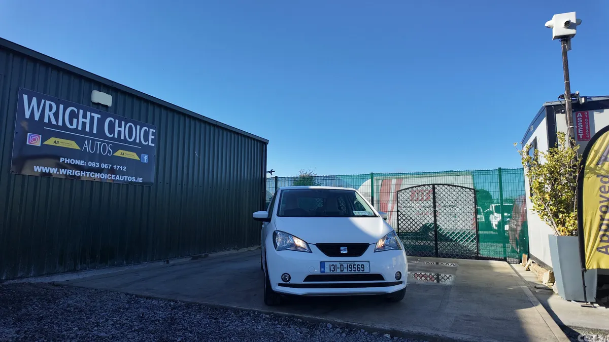 SEAT Mii Hatchback, Petrol, 2013, White