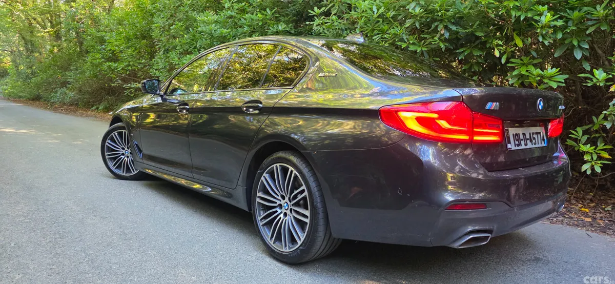 BMW 5-Series Saloon, Petrol Plug-in Hybrid, 2019, Grey