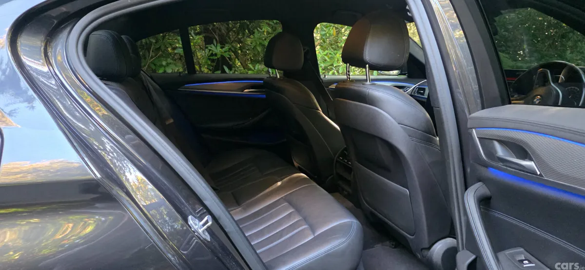 BMW 5-Series Saloon, Petrol Plug-in Hybrid, 2019, Grey