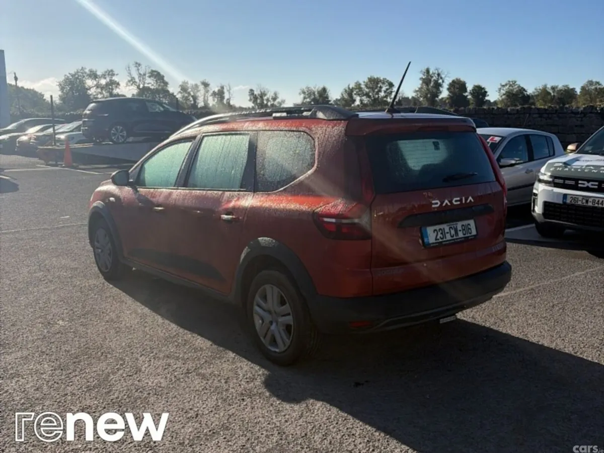 Dacia Jogger MPV, Petrol, 2023, Brown