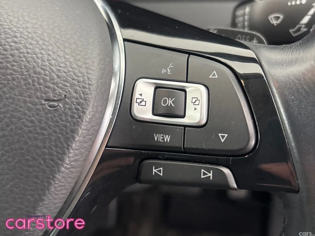 Volkswagen Golf Hatchback, Petrol, 2019, Black