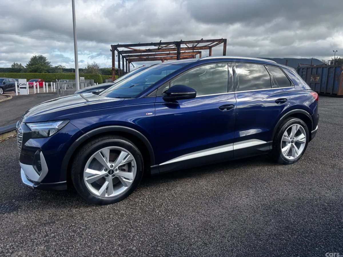 Audi Q4 e-tron SUV, Electric, 2024, Blue