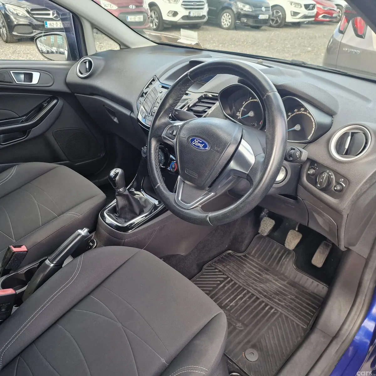 Ford Fiesta Hatchback, Petrol, 2016, Blue