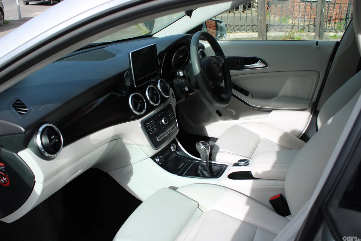 Mercedes-Benz CLA Saloon, Petrol, 2017, Grey