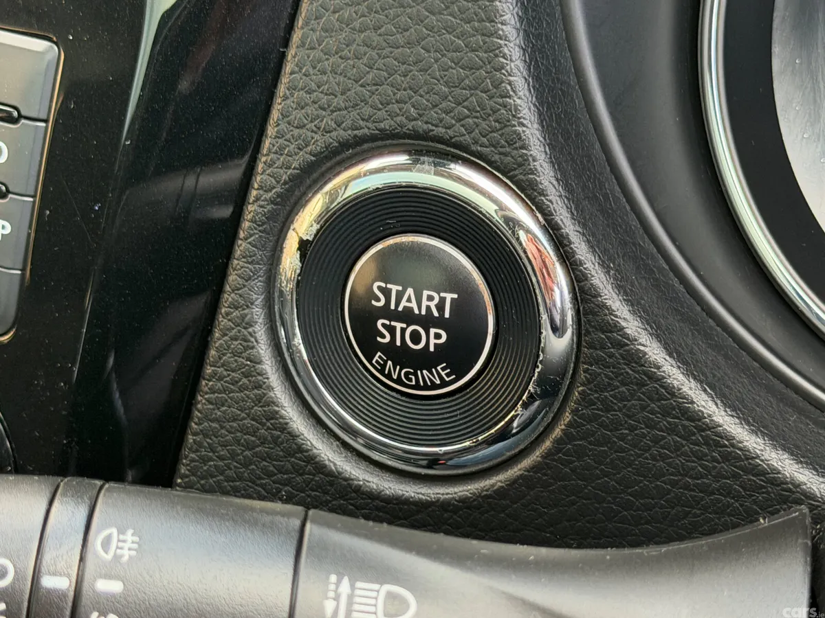 Nissan Qashqai SUV, Diesel, 2017, White