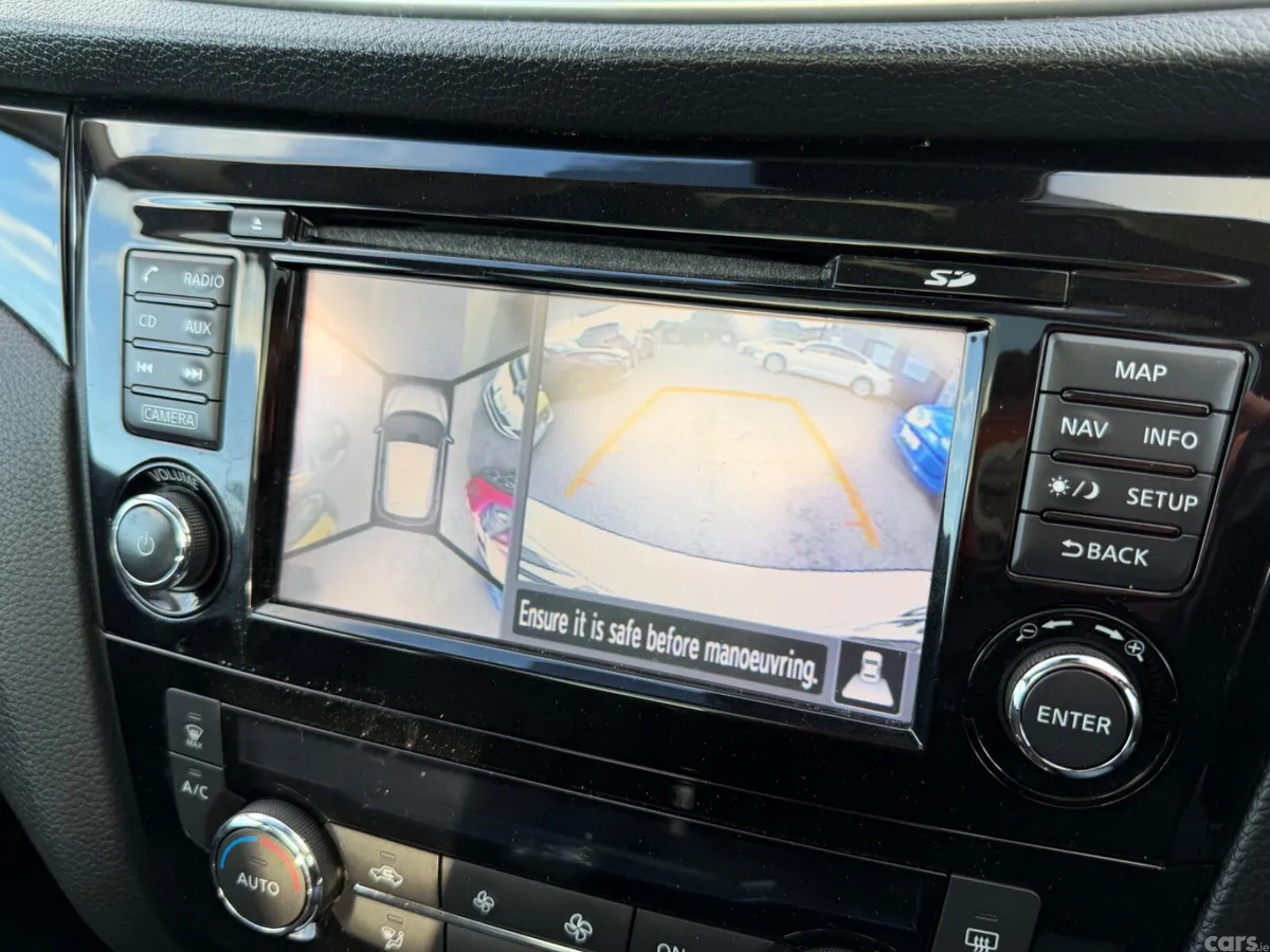 Nissan Qashqai SUV, Diesel, 2017, White