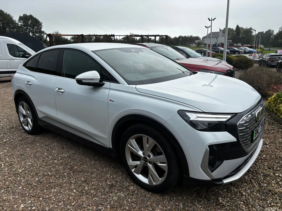 Audi Q4 e-tron SUV, Electric, 2023, White
