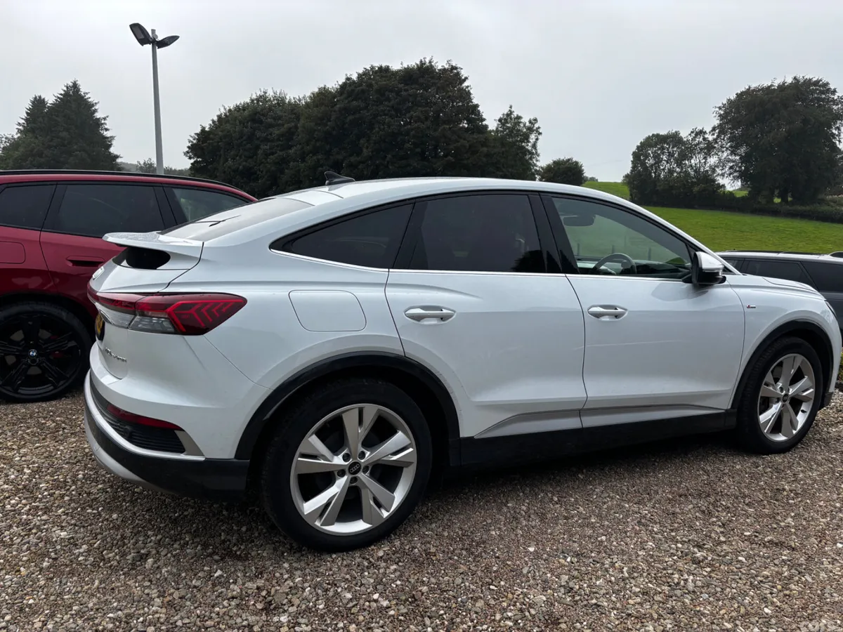 Audi Q4 e-tron SUV, Electric, 2023, White