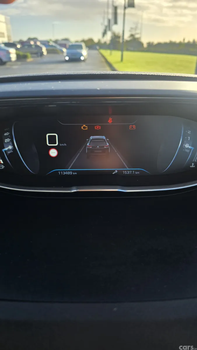 Peugeot 5008 MPV, Diesel, 2018, Blue