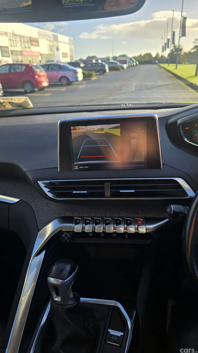 Peugeot 5008 MPV, Diesel, 2018, Blue