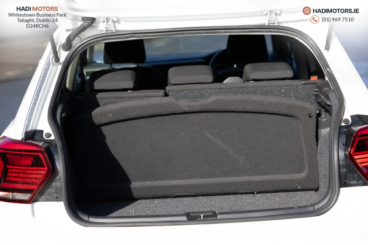 Volkswagen Polo Hatchback, Petrol, 2021, White