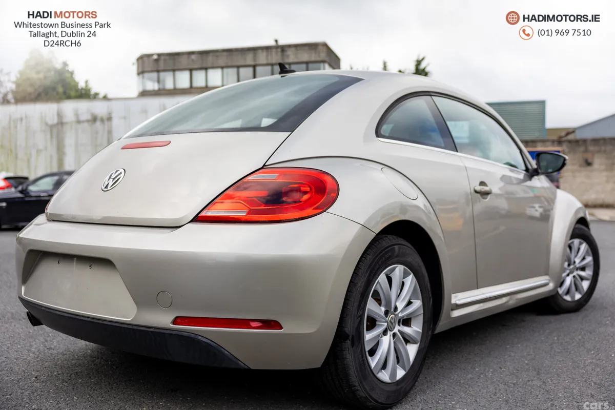 Volkswagen Beetle Hatchback, Petrol, 2016, Gold