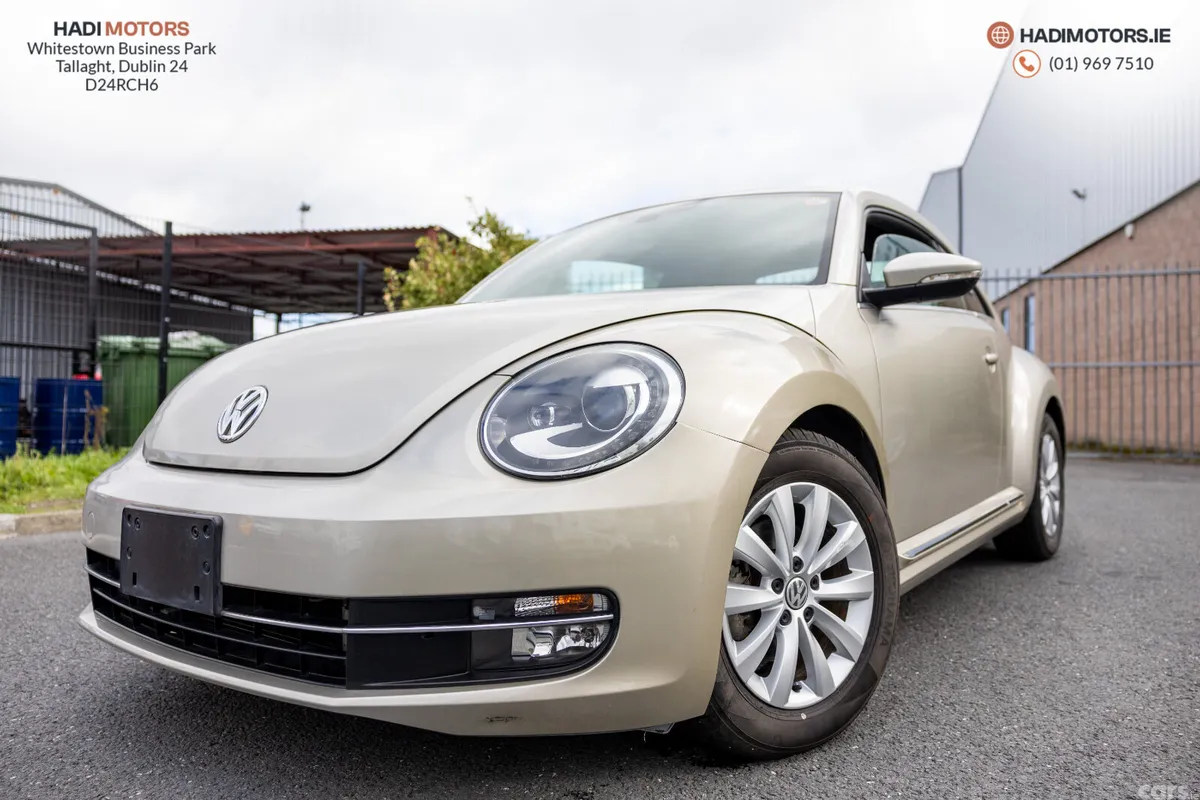 Volkswagen Beetle Hatchback, Petrol, 2016, Gold