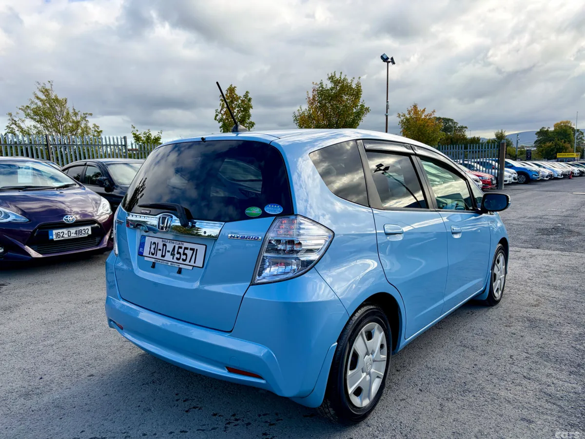 Honda Fit Hatchback, Petrol Hybrid, 2013, Blue