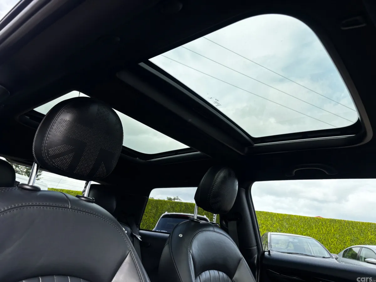 Mini Electric Hatchback, Electric, 2022, Blue