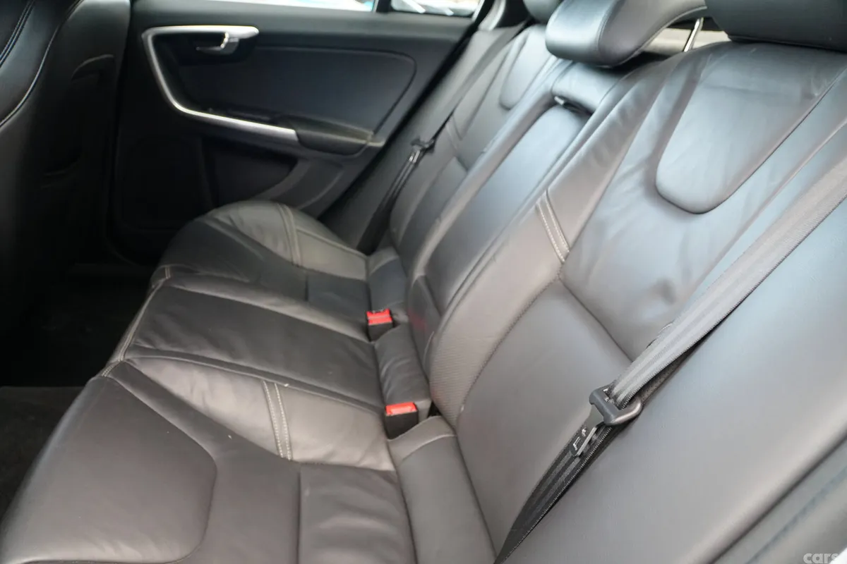 Volvo S60 Saloon, Diesel, 2016, White