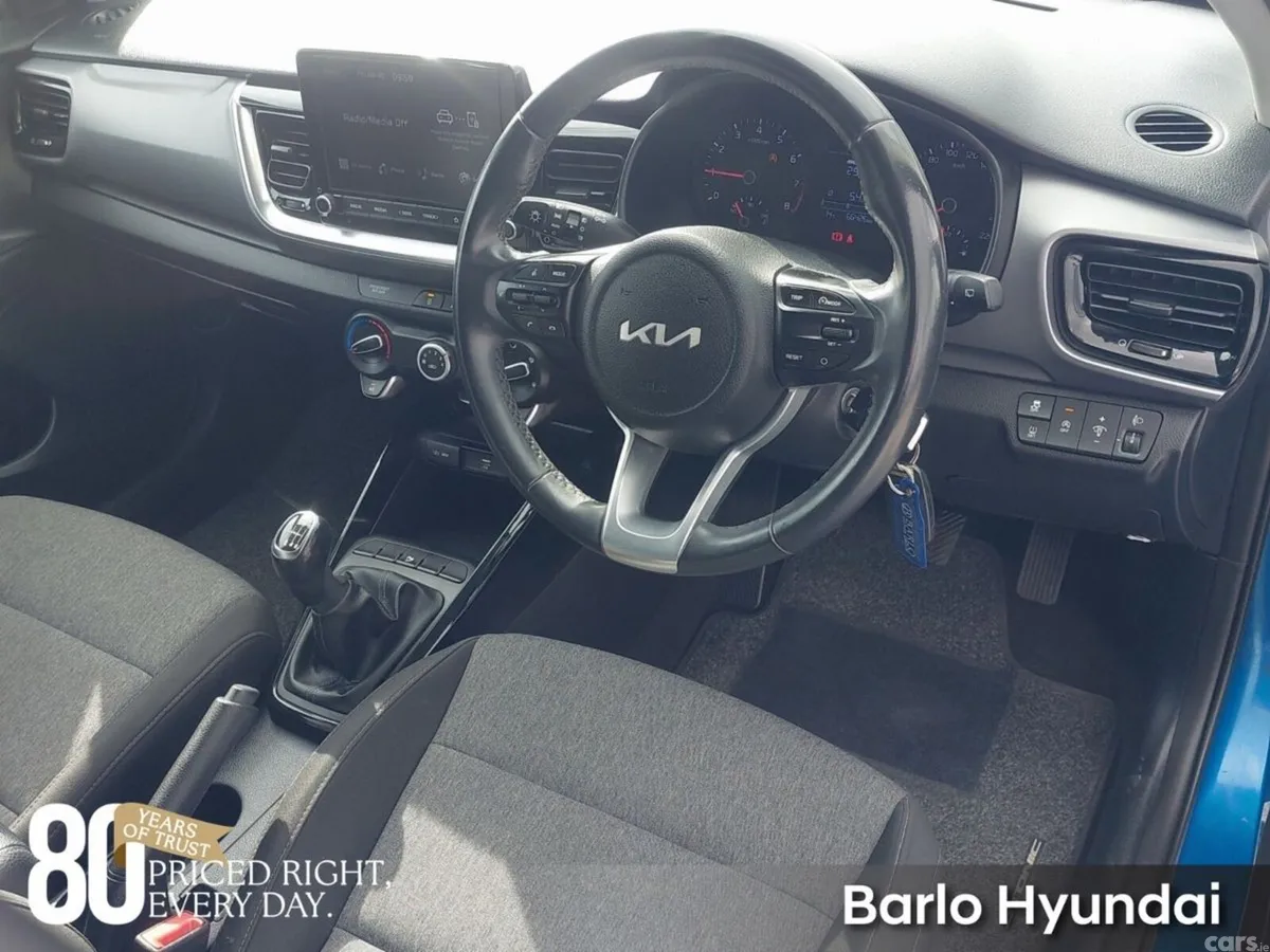 Kia Stonic Estate, Petrol, 2022, Blue