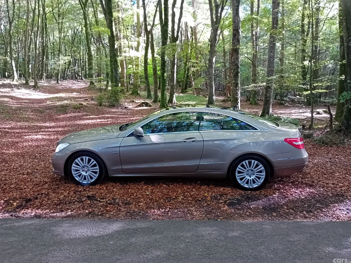 Mercedes-Benz E-Class Coupe, Diesel, 2011, Beige