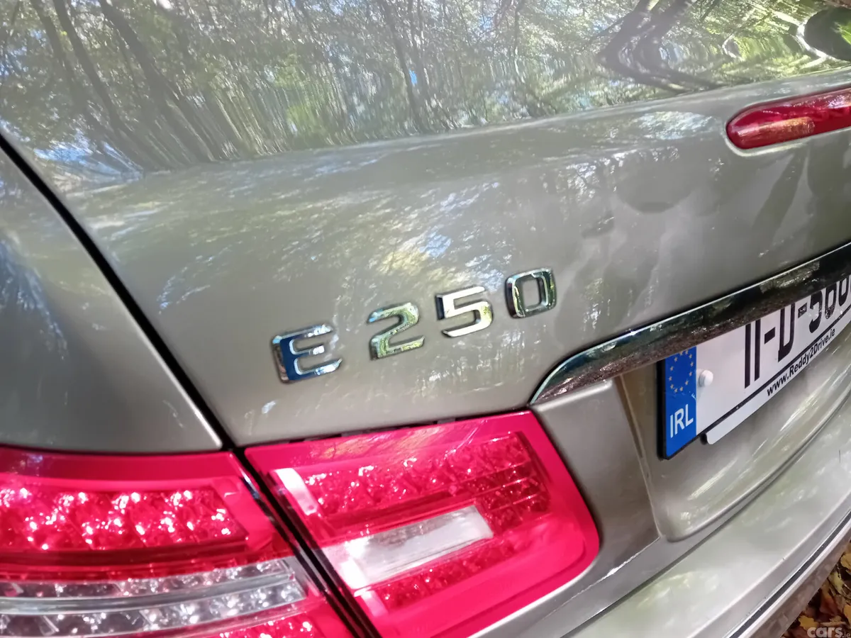 Mercedes-Benz E-Class Coupe, Diesel, 2011, Beige