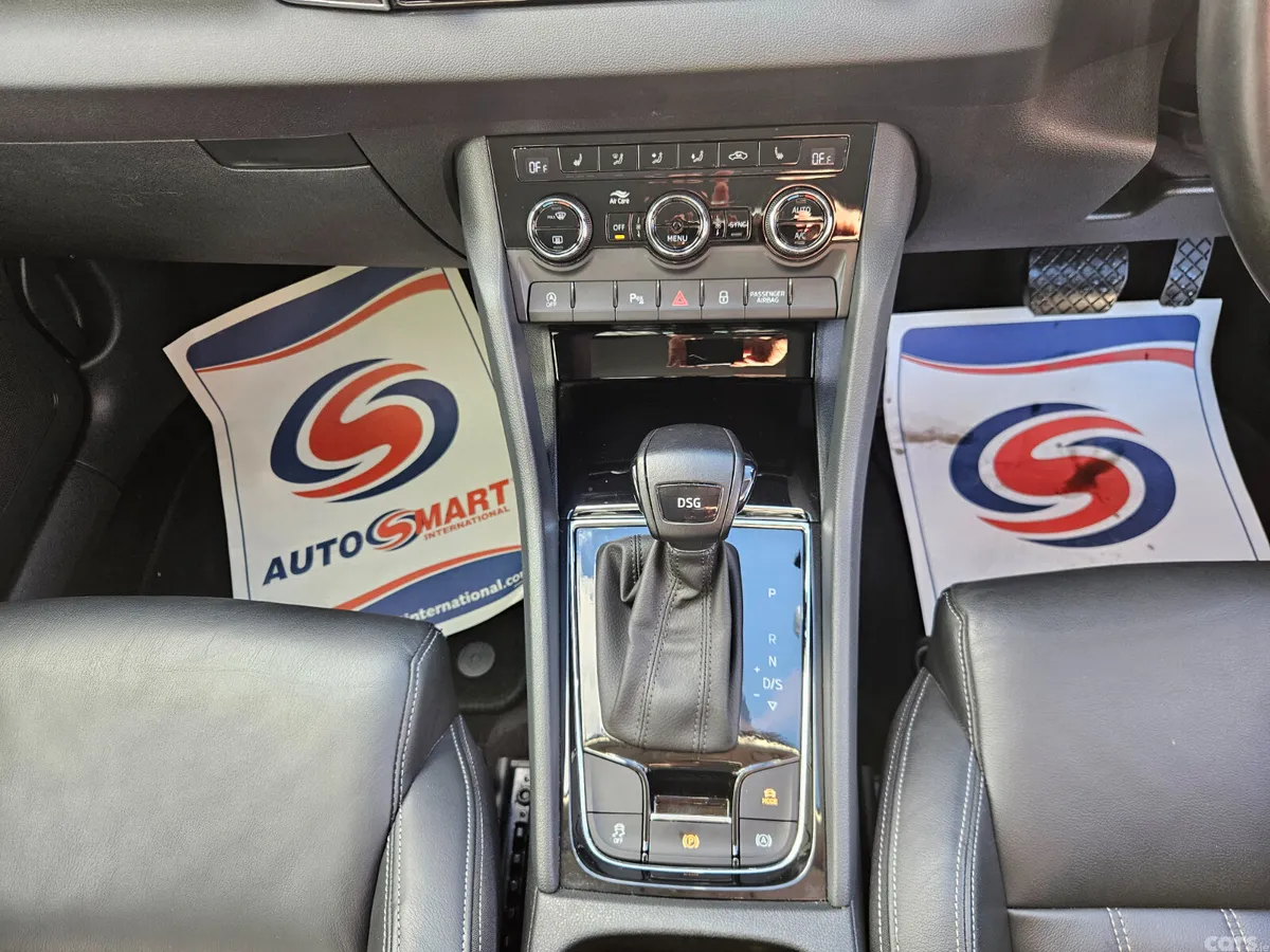 Skoda Karoq SUV, Petrol, 2019, Red