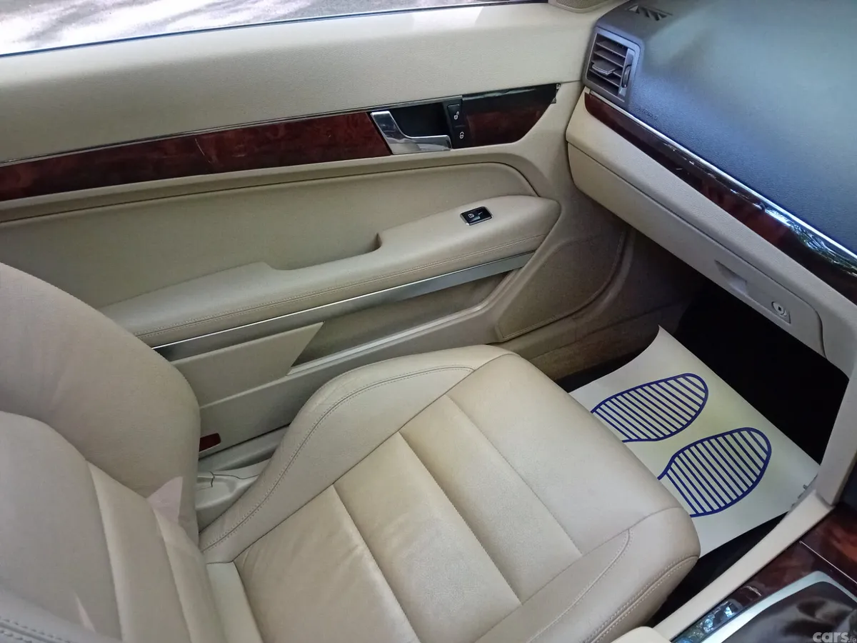 Mercedes-Benz E-Class Coupe, Diesel, 2011, Beige