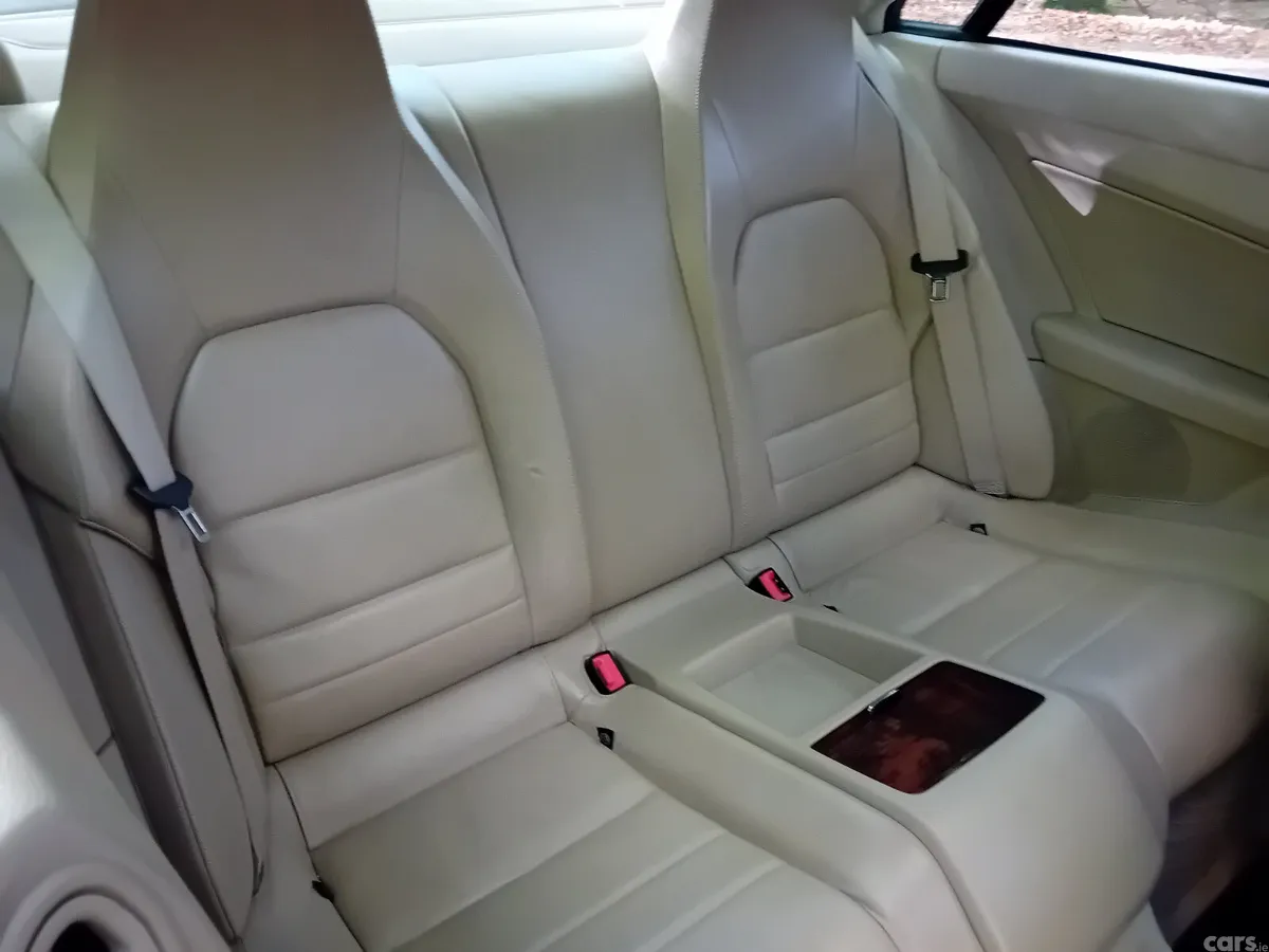 Mercedes-Benz E-Class Coupe, Diesel, 2011, Beige
