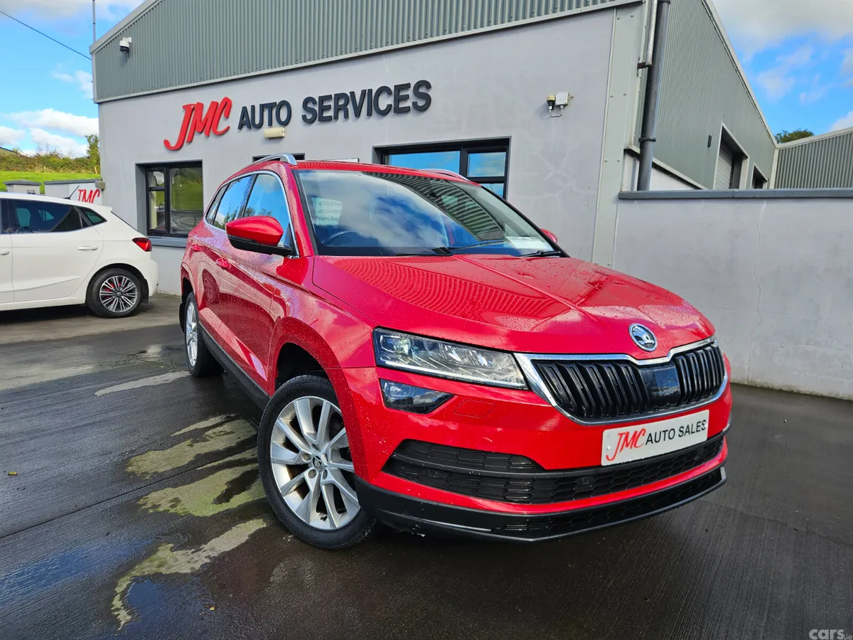 Skoda Karoq SUV, Petrol, 2019, Red