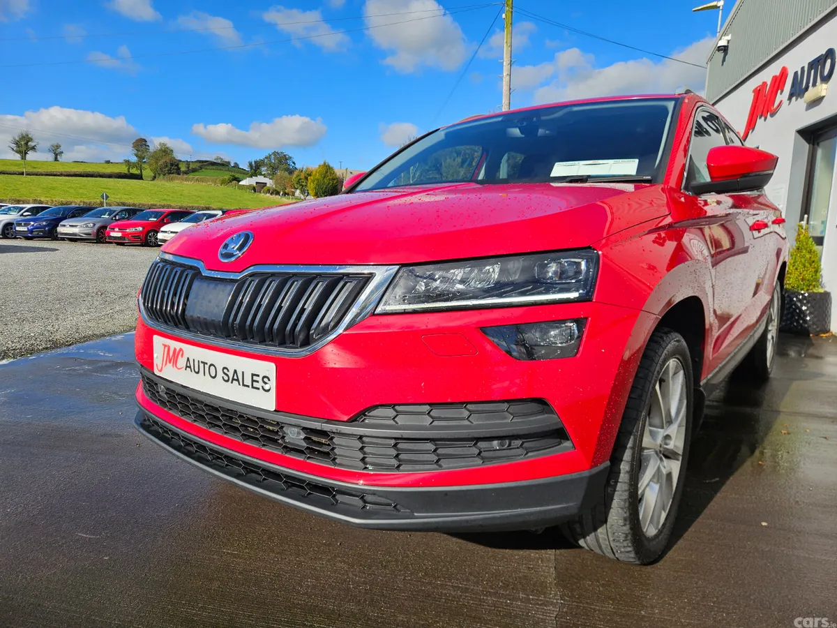Skoda Karoq SUV, Petrol, 2019, Red