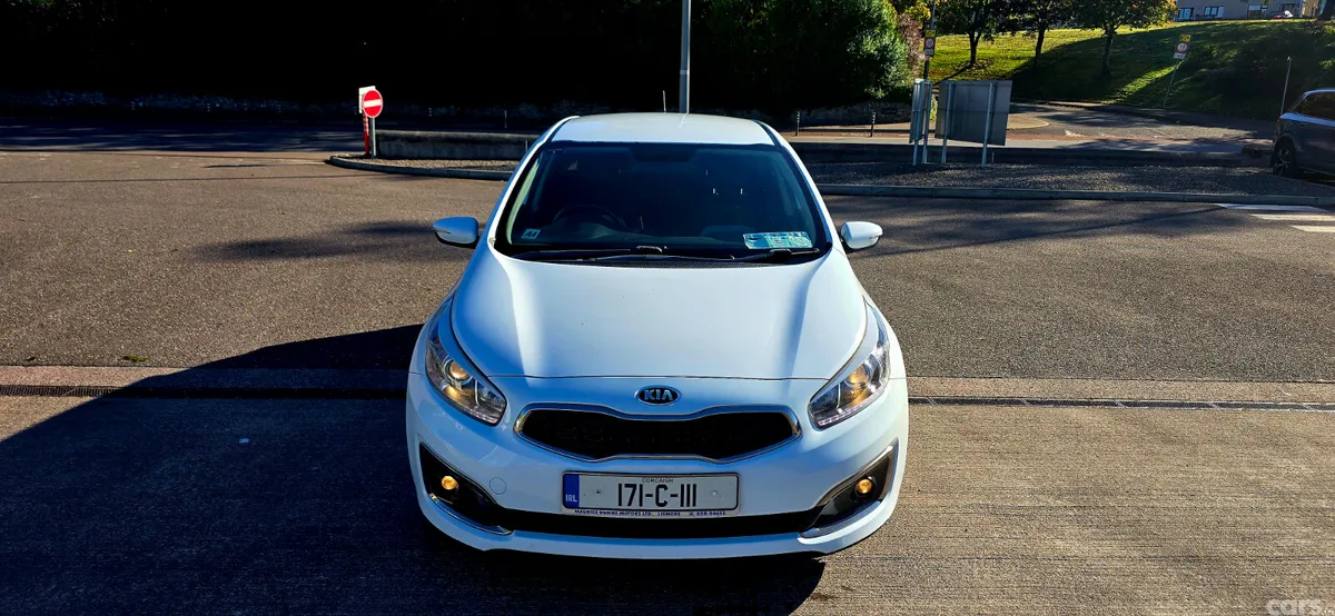 Kia Ceed Hatchback, Diesel, 2017, White