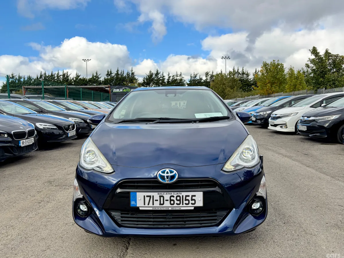 Toyota Aqua Hatchback, Petrol Hybrid, 2017, Blue