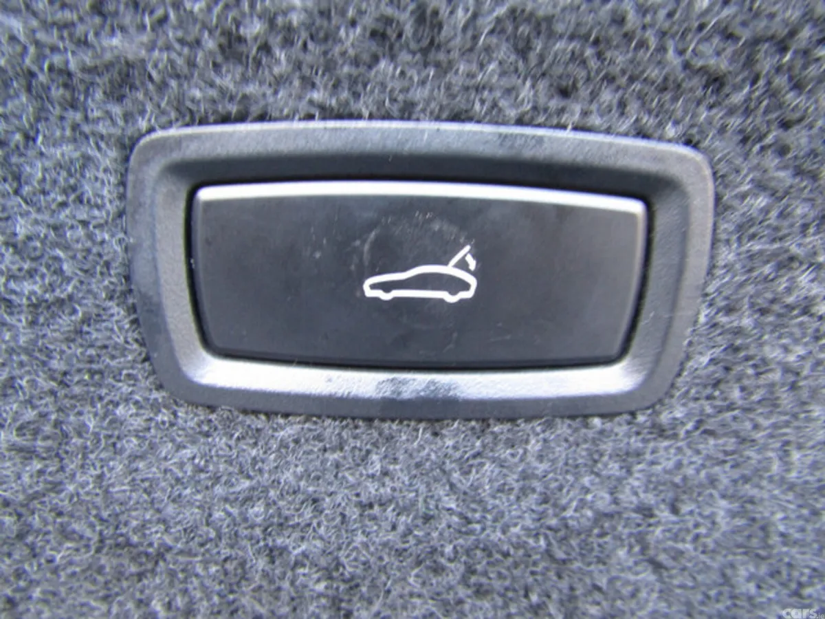 Porsche Taycan Saloon, Electric, 2023, Blue
