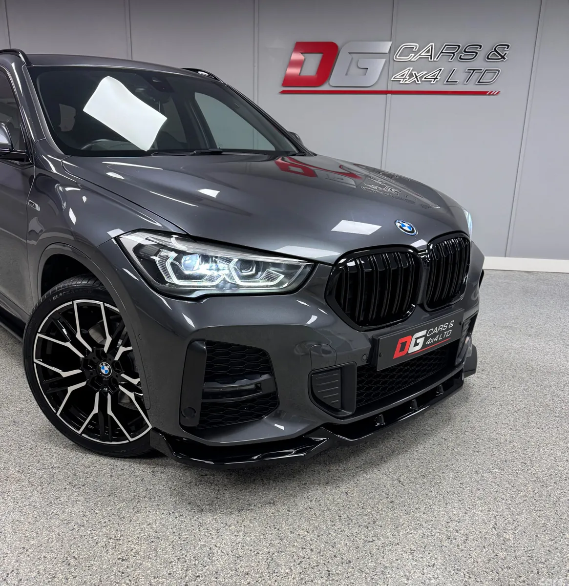 BMW X1 SUV, Petrol Hybrid, 2022, Grey