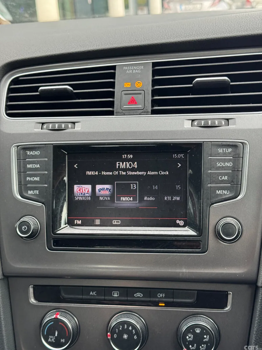 Volkswagen Golf Estate, Diesel, 2015, Red