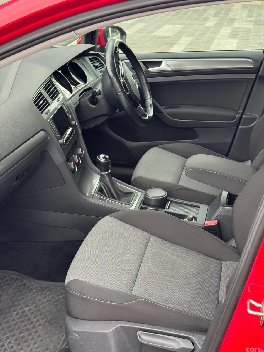 Volkswagen Golf Estate, Diesel, 2015, Red